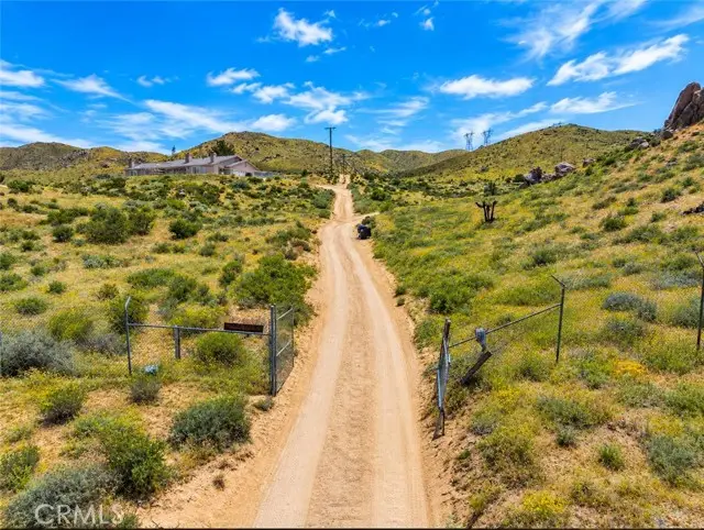 46 Loma Vista Road, Apple Valley, CA 92307 - #2