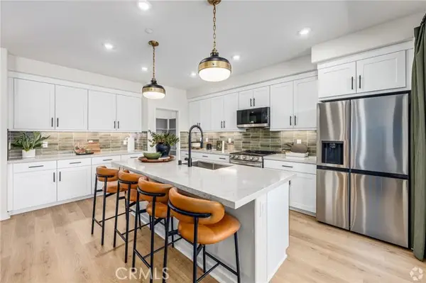 556 Gregory Way, Glendora, CA 91740