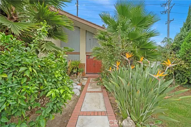622 Alpine Avenue, Santa Ana, CA 92707 - #3
