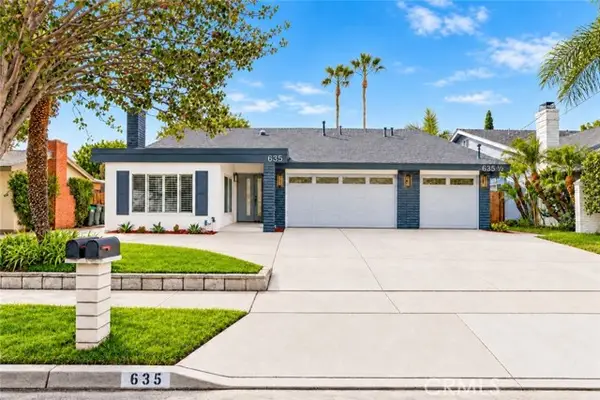 635 Plumer, Costa Mesa, CA 92627