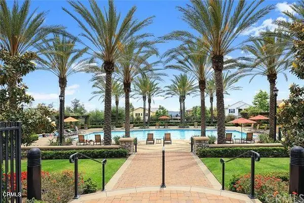 627 Orange Blossom Way, Azusa, CA 91702