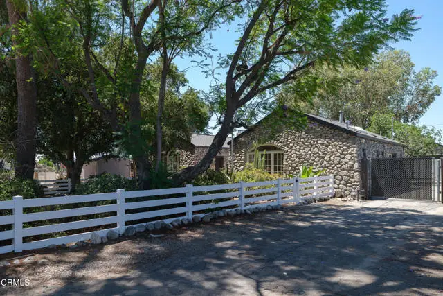 10107 Stonehurst Avenue, Sun Valley, CA 91352 - #3