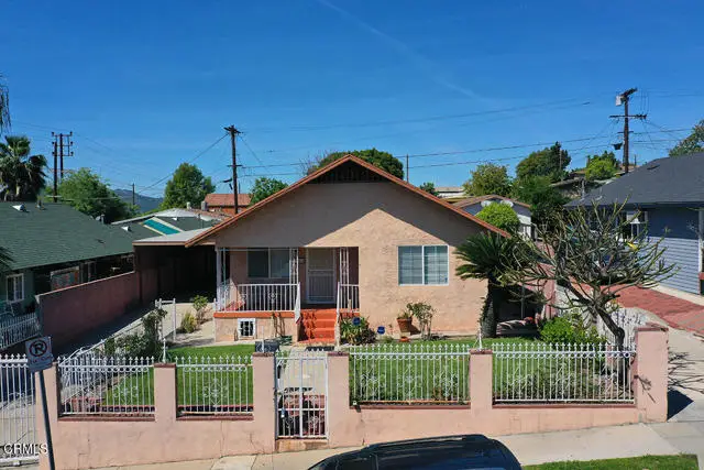 2813 Silver Street, Los Angeles, CA 90065 - #2