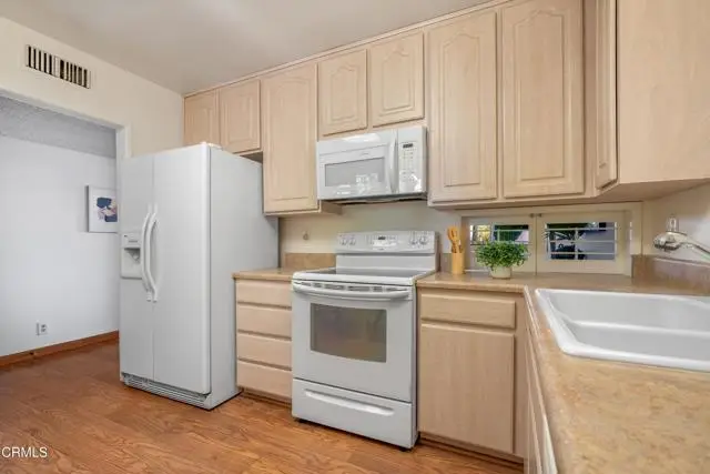 530 Fairview Avenue  #18, Arcadia, CA 91007 - #3