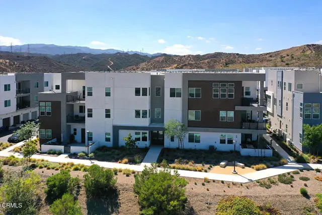27212 Diamond Peak Lane  #301, Valencia, CA 91381 - #2
