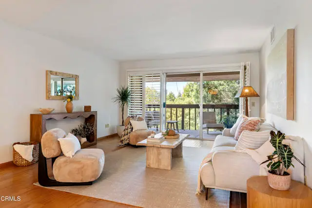 500 Oak Knoll Avenue  #40, Pasadena, CA 91101 - #2
