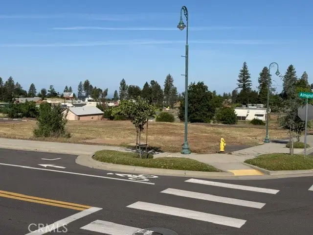 5729 Almond, Paradise, CA 95969 - #1