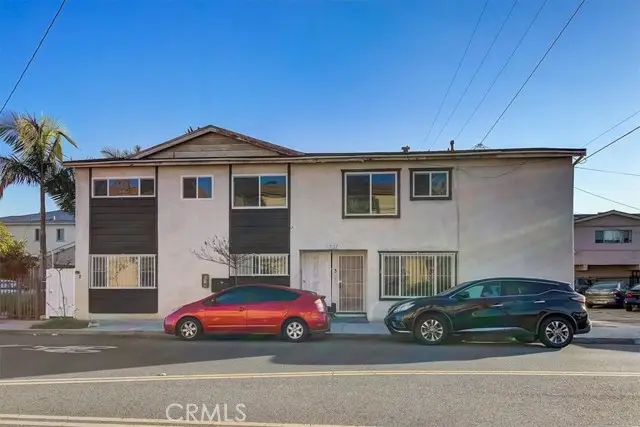 2122 10th Street, Long Beach, CA 90804 - #1
