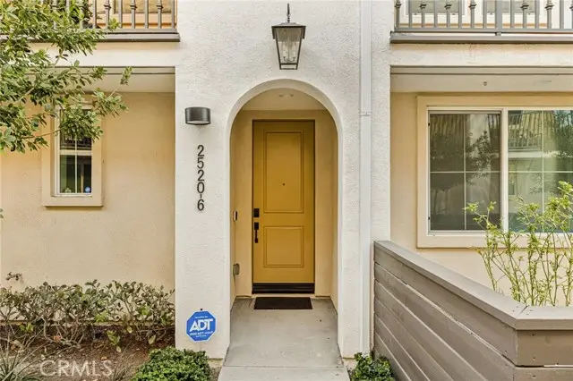 2520 Valentina  #6, Los Angeles, CA 90040 - #3