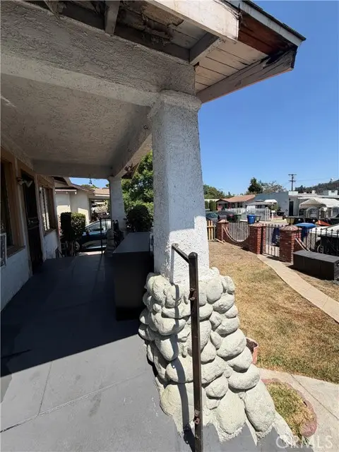 211 Chestnut, Los Angeles, CA 90042 - #3