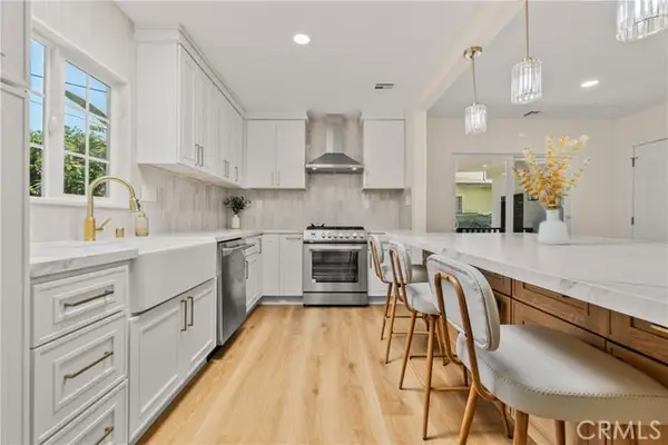7732 Garden Grove Avenue, Reseda, CA 91335