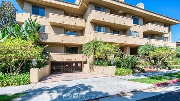221 Oak Knoll Avenue  #202, Pasadena, CA 91101