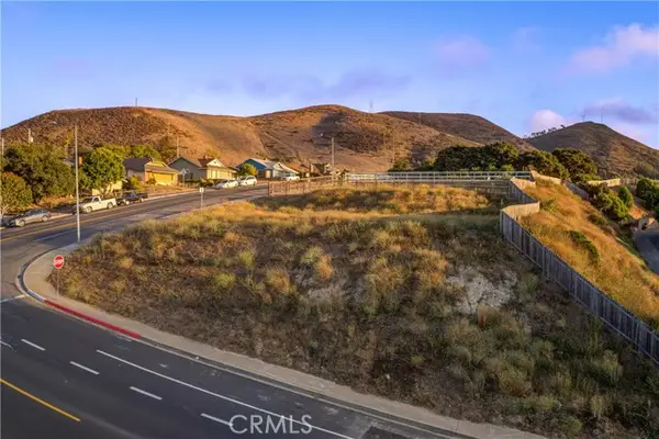 209 S 7th Street, Lompoc, CA 93436