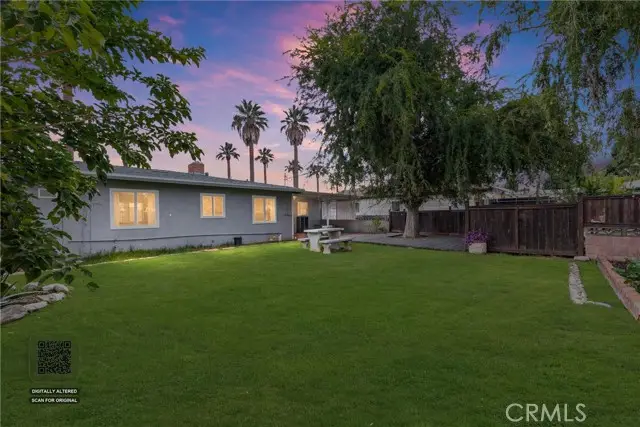 907 Olive Avenue, Redlands, CA 92373 - #2