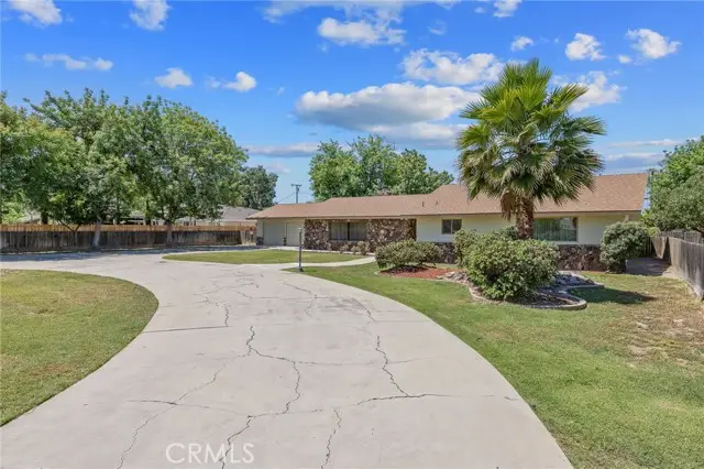 8640 12th, Hanford, CA 93230 - #3