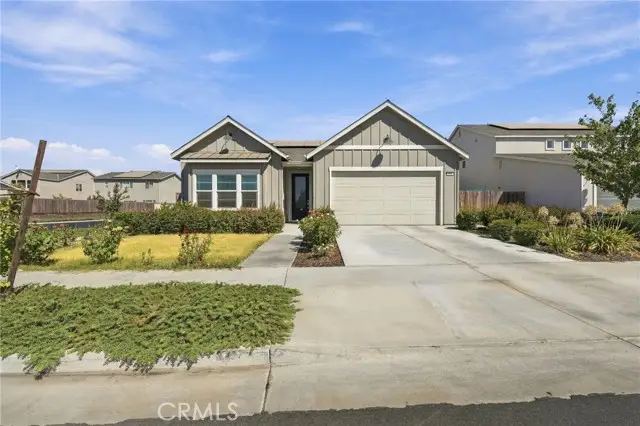 102 Tyler Avenue, Visalia, CA 93291 - #1