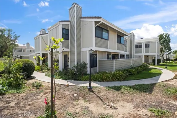 27120 Crossglade  #1, Canyon Country, CA 91351