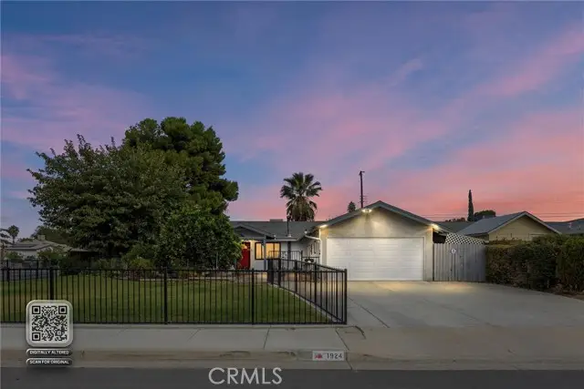 1924 Custer, Bakersfield, CA 93304 - #1