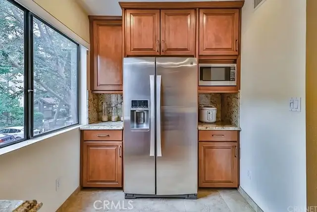 21931 Burbank  #23, Woodland Hills, CA 91367 - #3