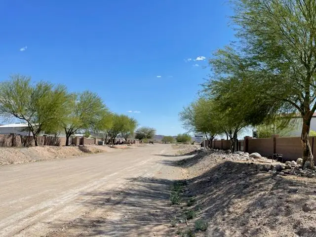2657 Rio Hacienda Way, Palo Verde, CA 92266 - #3