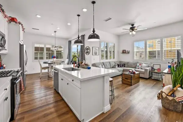3002 Bravo Loop  #2, Chula Vista, CA 91915