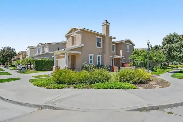 2327 Trellis St, Chula Vista, CA 91915