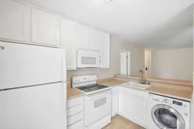 7500 Parkway Drive  #207, La Mesa, CA 91942 - #3