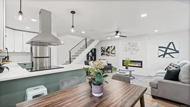 7833 Camino Huerta, San Diego, CA 92122 - #3
