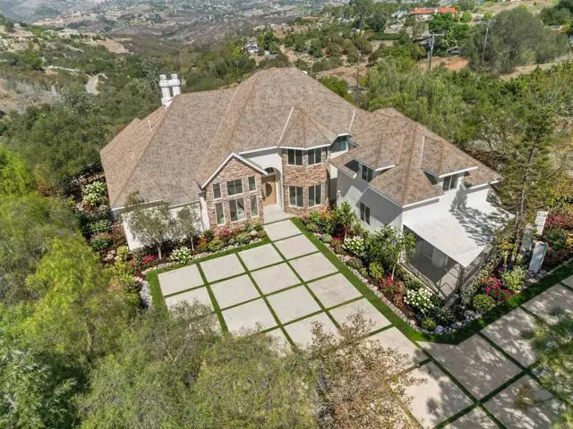 1094 Hillcrest View Lane, Fallbrook, CA 92028 - #3