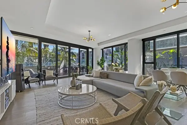 8420 Sunset Boulevard  #108, Los Angeles, CA 90069