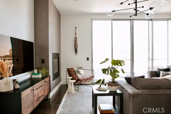 433 Pine  #408, Long Beach, CA 90802