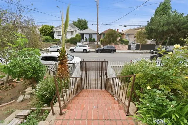 338 9th Street, San Pedro, CA 90731 - #3