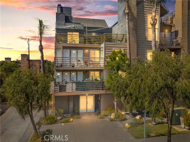 707 4th  #8, Long Beach, CA 90802 - #3