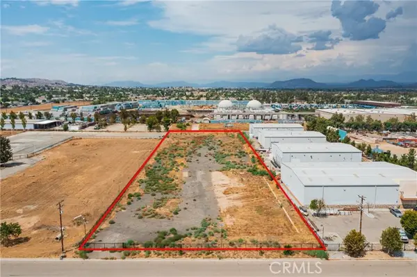 24 Malbert, Perris, CA 92570