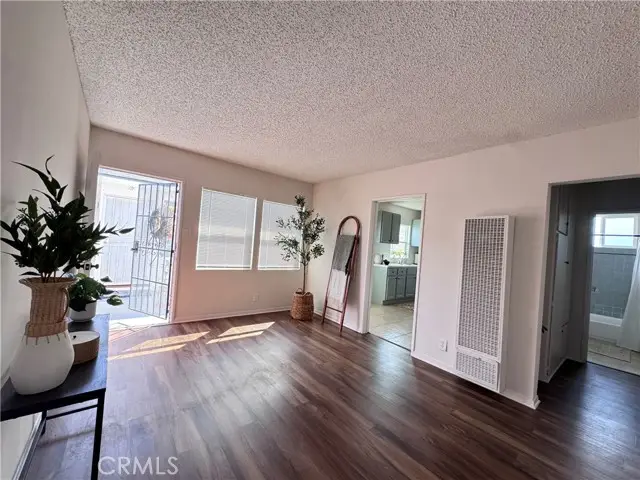 5010 El Segundo Boulevard, Hawthorne, CA 90250 - #2