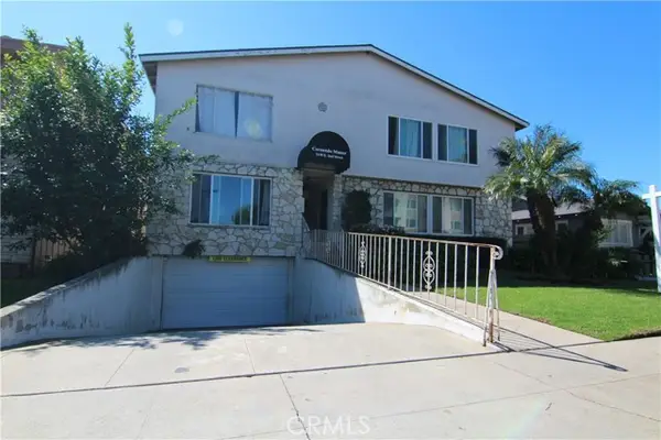 3130 2nd  #10, Long Beach, CA 90803