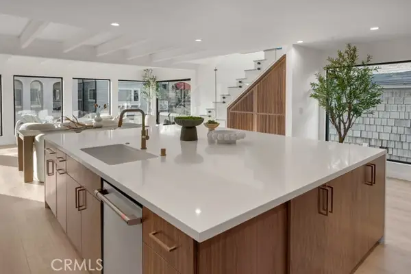 58 66th Place, Long Beach, CA 90803