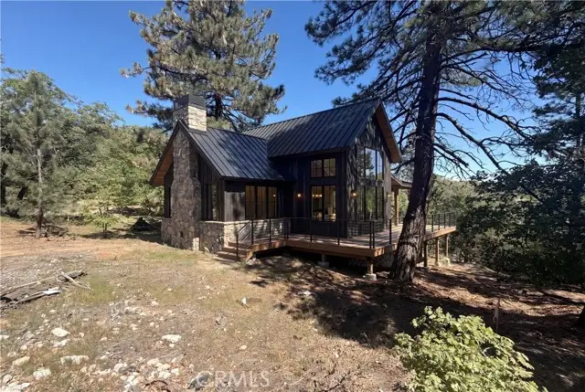 1684 Pinehurst Dr, Lake Arrowhead, CA 92352 - #1