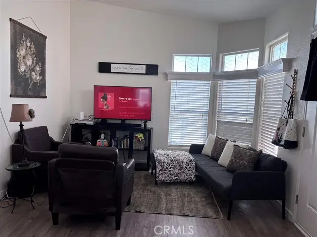 8250 Lankershim Boulevard  #ELM 3, North Hollywood, CA 91605 - #2