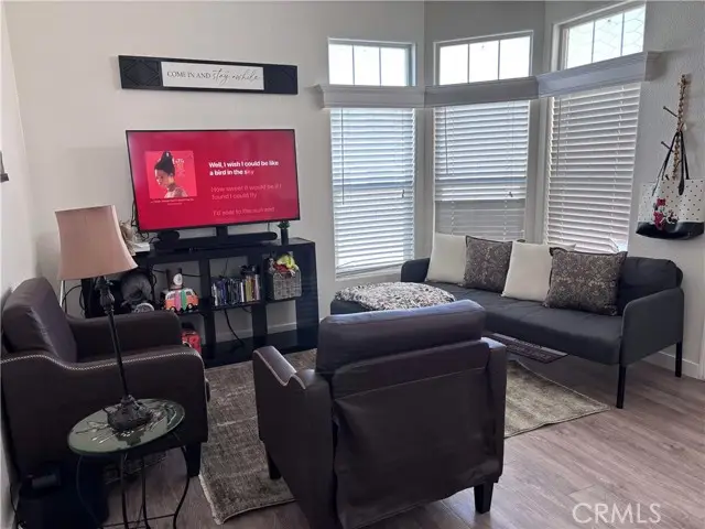 8250 Lankershim Boulevard  #ELM 3, North Hollywood, CA 91605 - #3