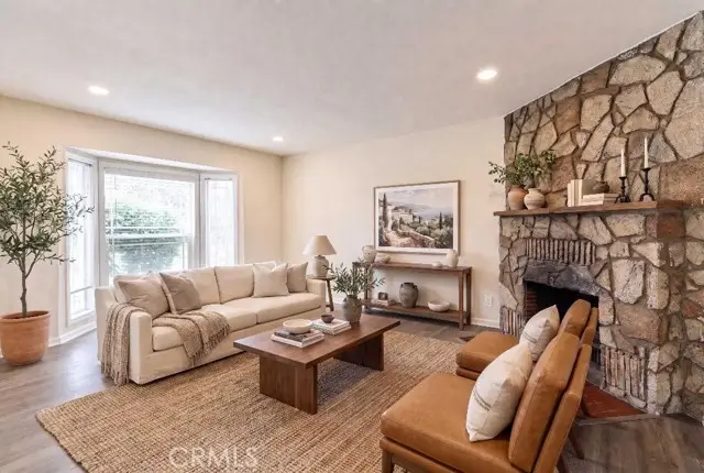 1229 Flower, Santa Ana, CA 92707 - #1