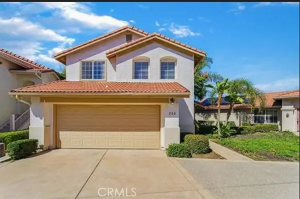 200 River Rock Court, Santee, CA 92071