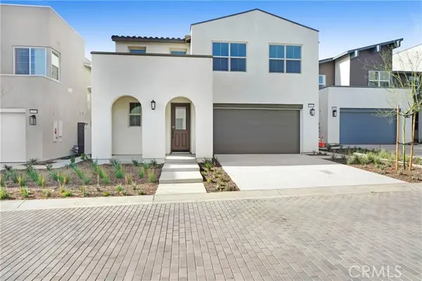 15940 Caterpillar Drive, Fontana, CA 92336