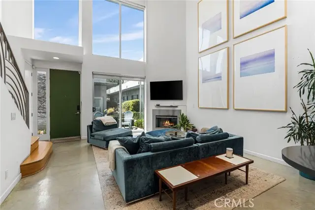 637 4th  #B, Long Beach, CA 90802 - #2
