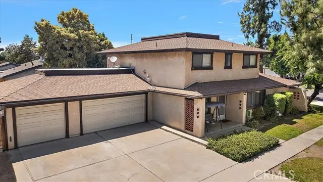 2210 Buffalo, Santa Ana, CA 92705 - #2