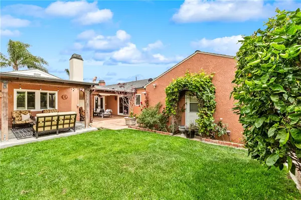 312 15th, Seal Beach, CA 90740