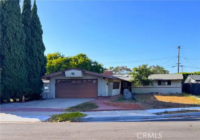 208 Wellesley Lane, Costa Mesa, CA 92626 - #1