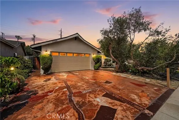 1288 Londonderry Street, Costa Mesa, CA 92626