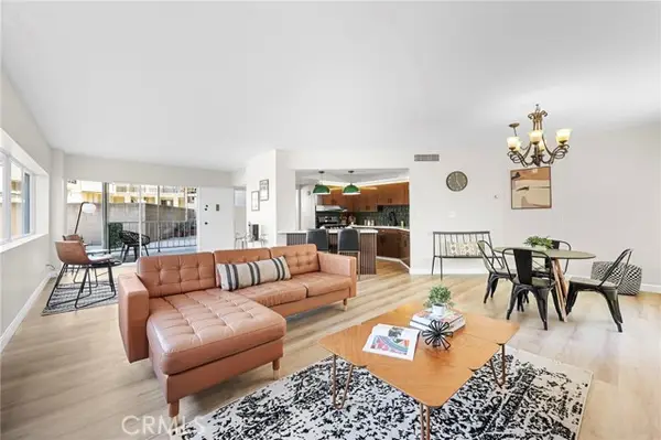 1323 Spurgeon  #2, Santa Ana, CA 92701