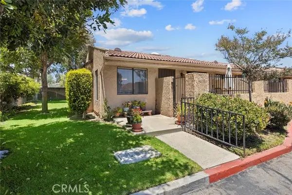 4678 Lakeview  #1, Yorba Linda, CA 92886